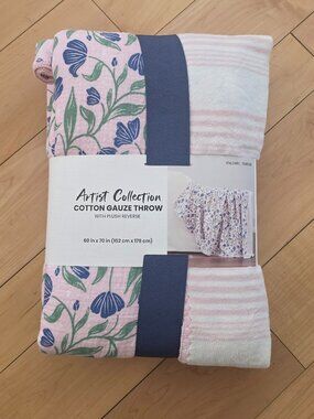 Artist Collection Cotton Gauze with Plush Reverse Throw 60 x 70